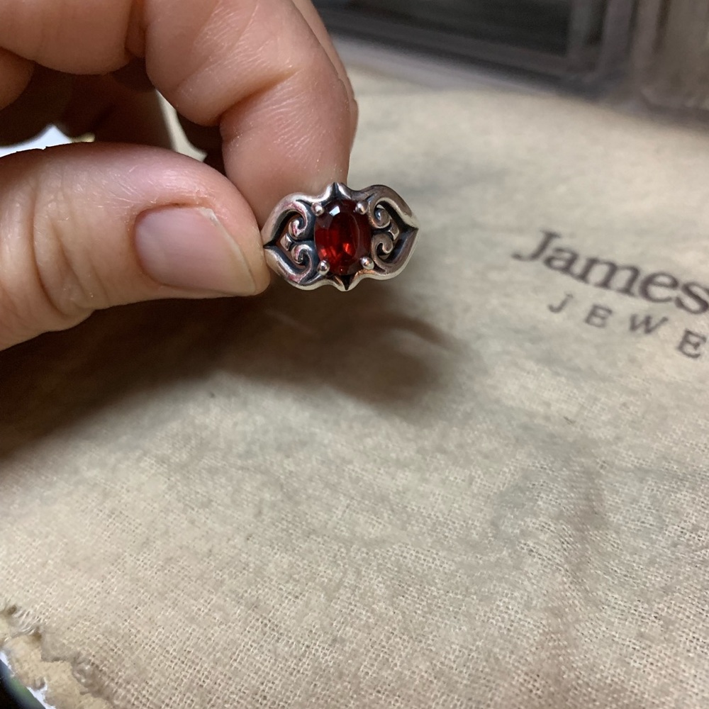 James Avery Size 7 scrolled heart garnet ring